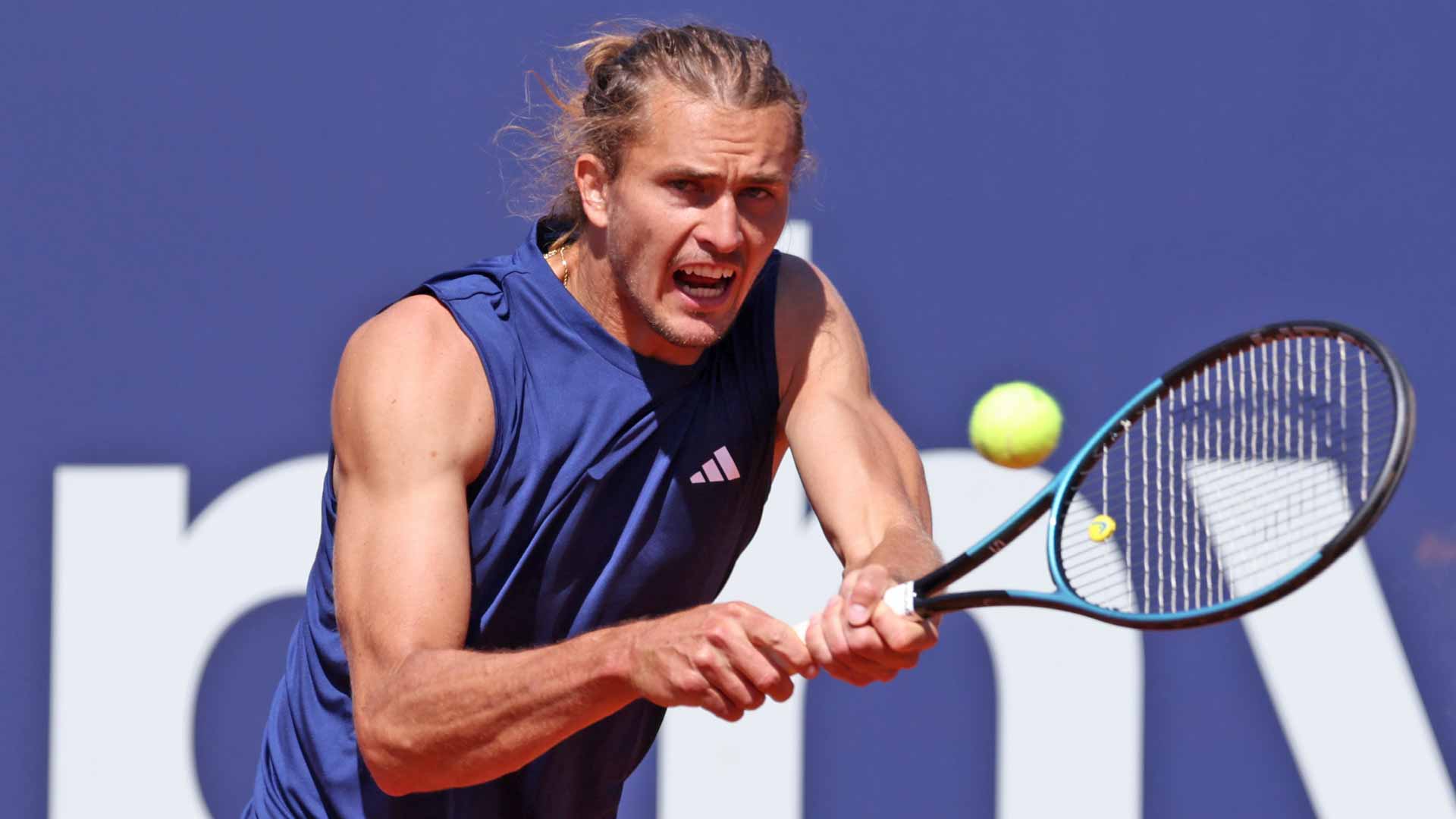 Alexander Zverev practises on Saturday at the BMW Open in Munich.