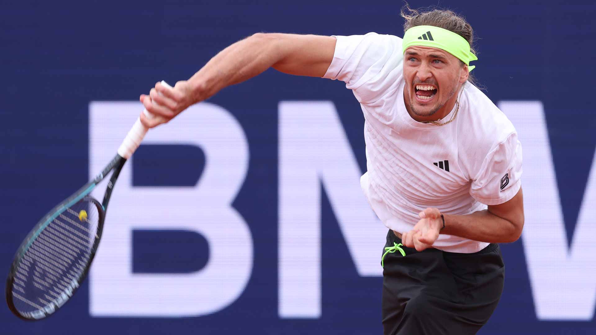 Zverev cruises past Altmaier to Munich QFs