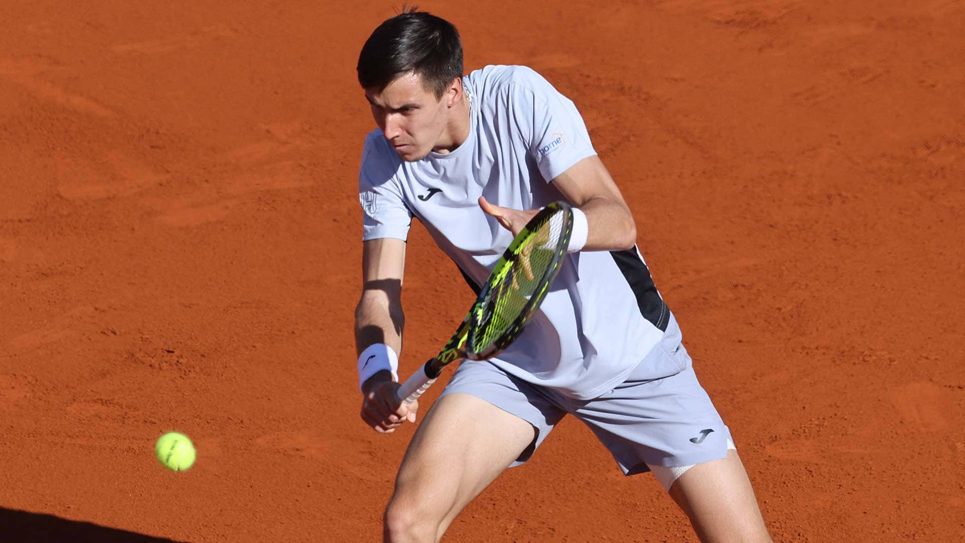 Marozsan overcomes Fonseca in Rome opener