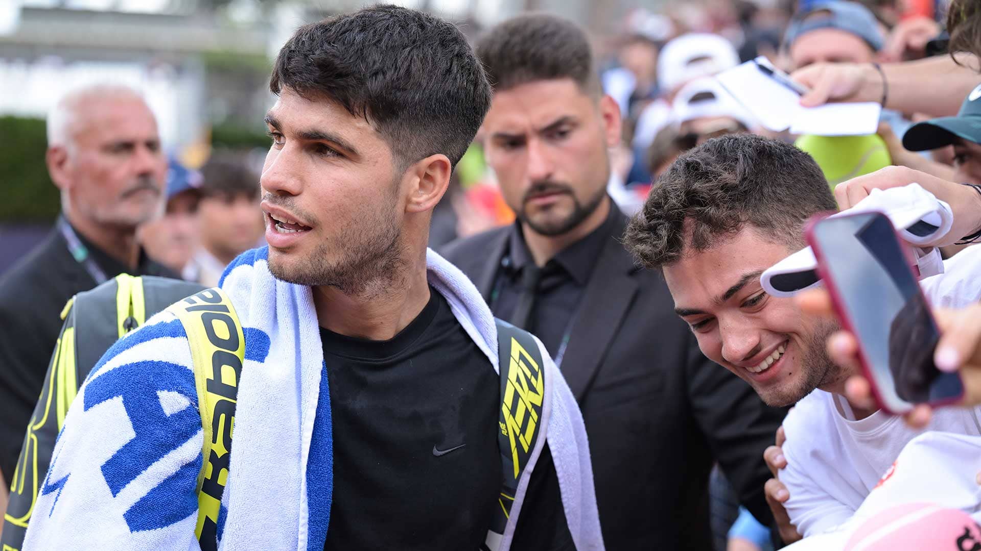  Alcaraz’s Sunday of high stakes: El Clasico first, forehand later