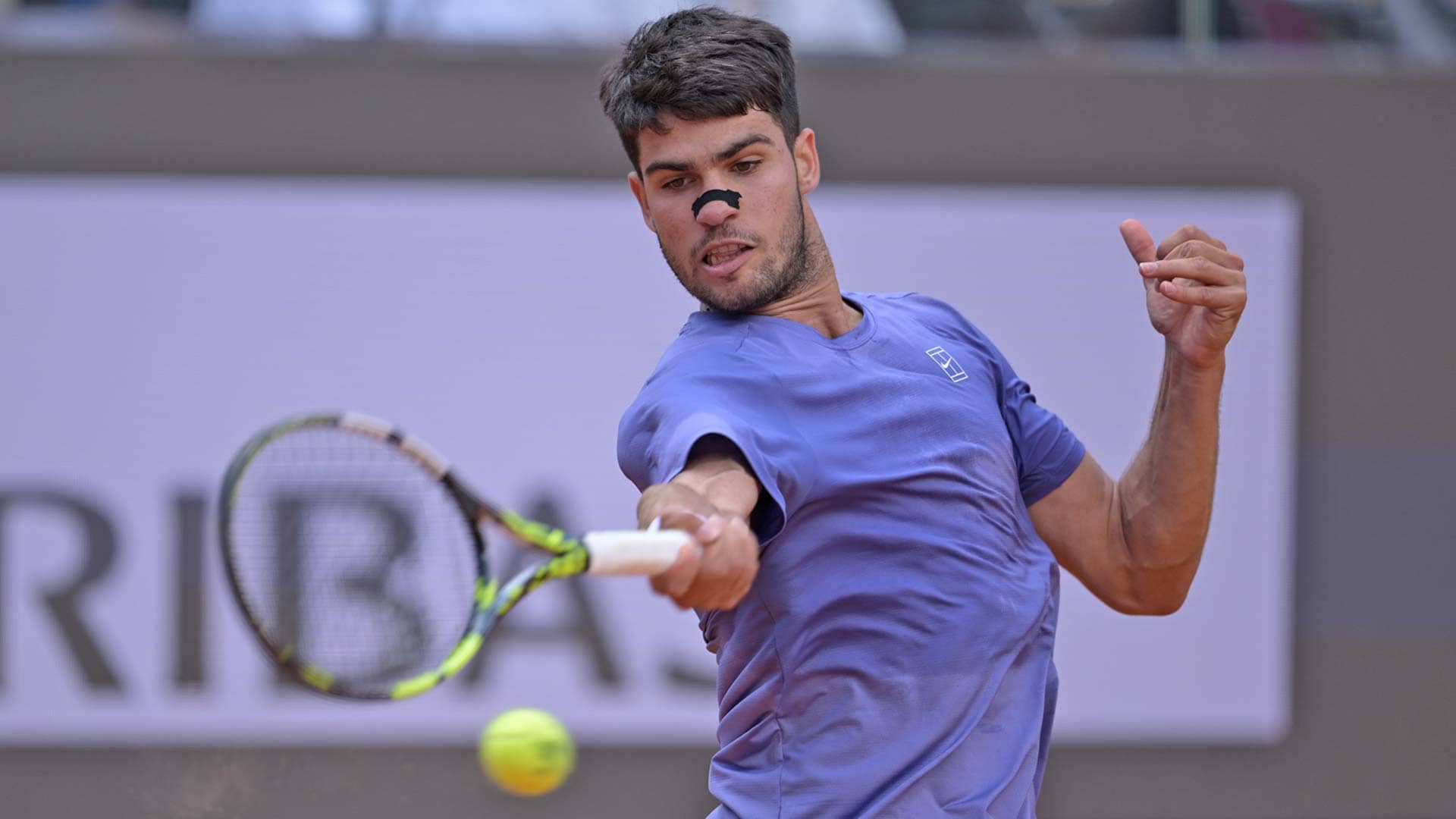 Alcaraz pulls past Khachanov in Rome, completes Masters 1000 QF set