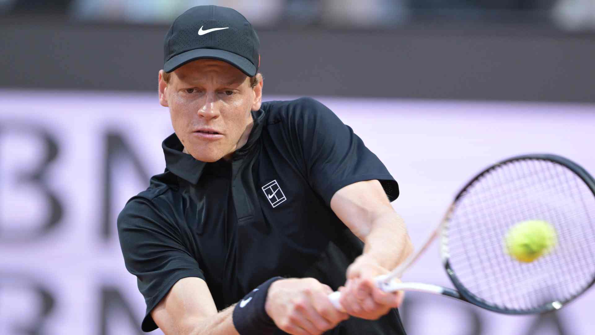 Sinner blunts Cerundolo threat, moves into Rome QFs