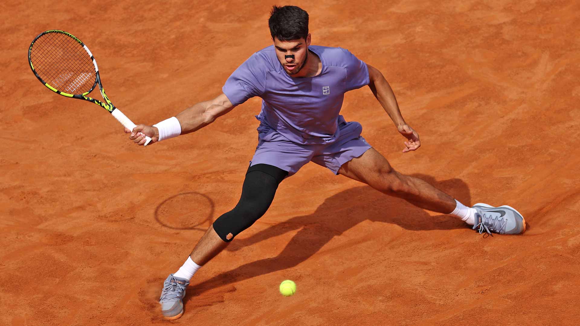 Carlos Alcaraz, durante un partido en Roma.