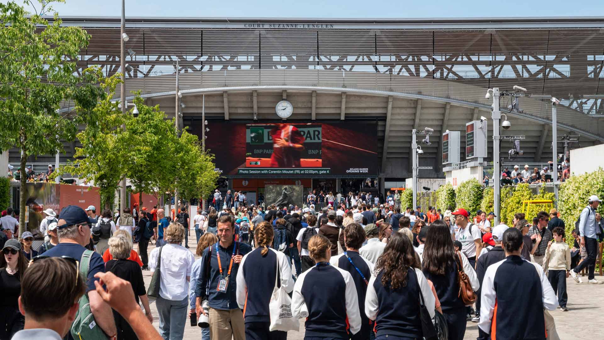 What were the key Roland Garros qualifying results?
