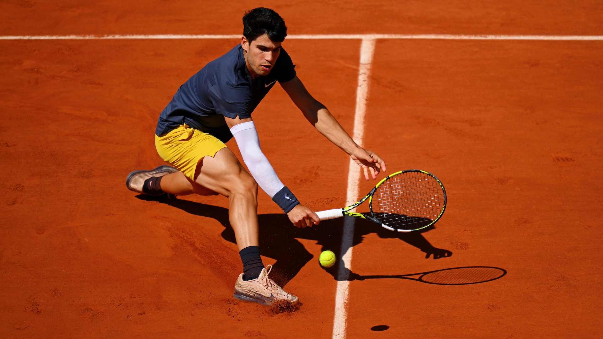 Alcaraz conoce el camino para defender el trono de Roland Garros