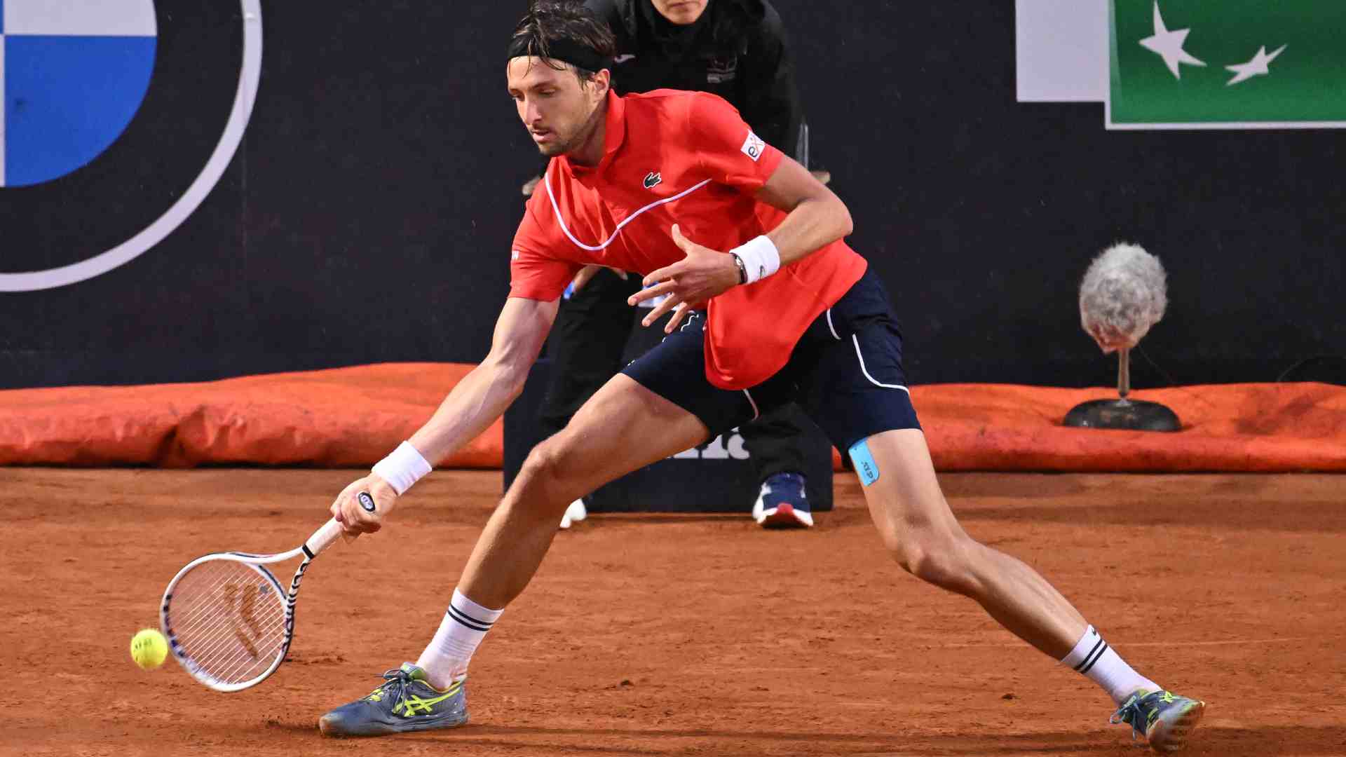 Arthur Rinderknech tiene un récord de 2-5 récord en Roland Garros. 