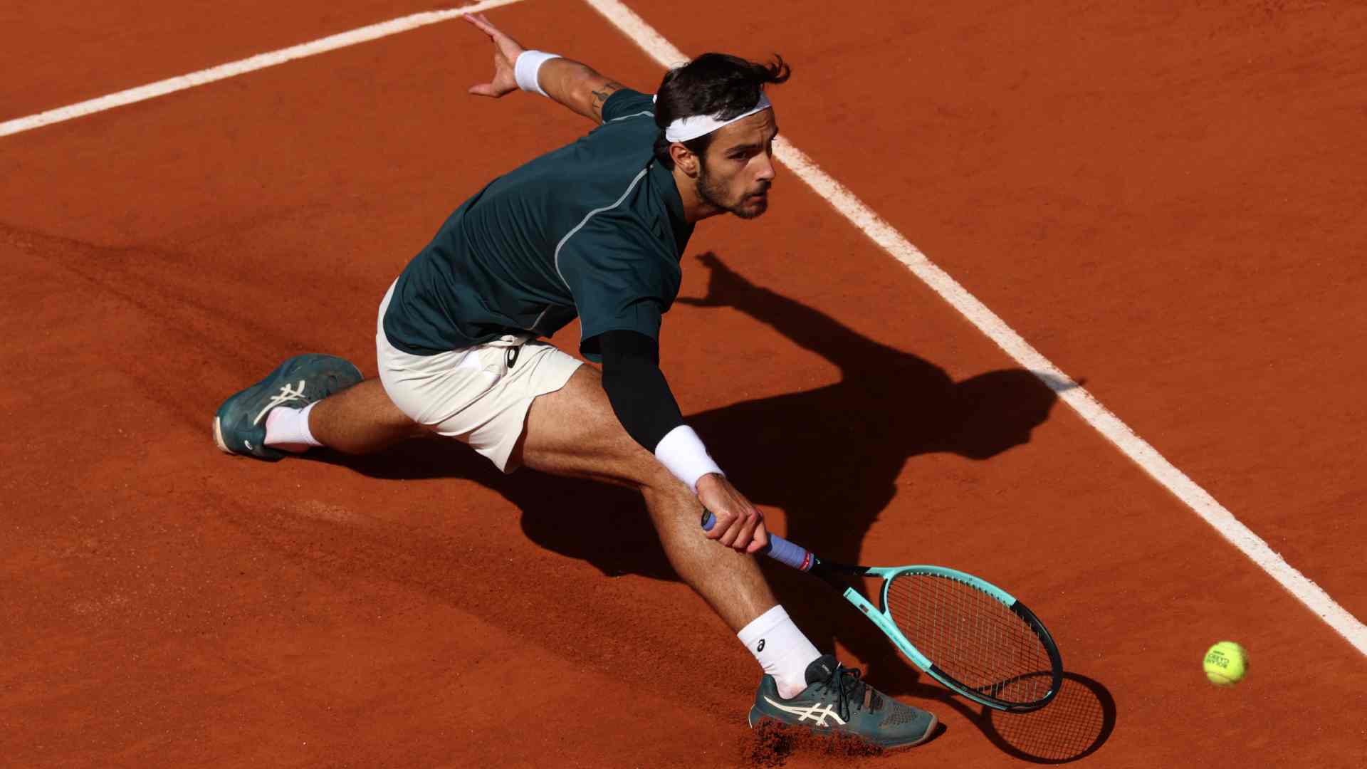 Musetti earns stylish Roland Garros victory on 'memorable' court 