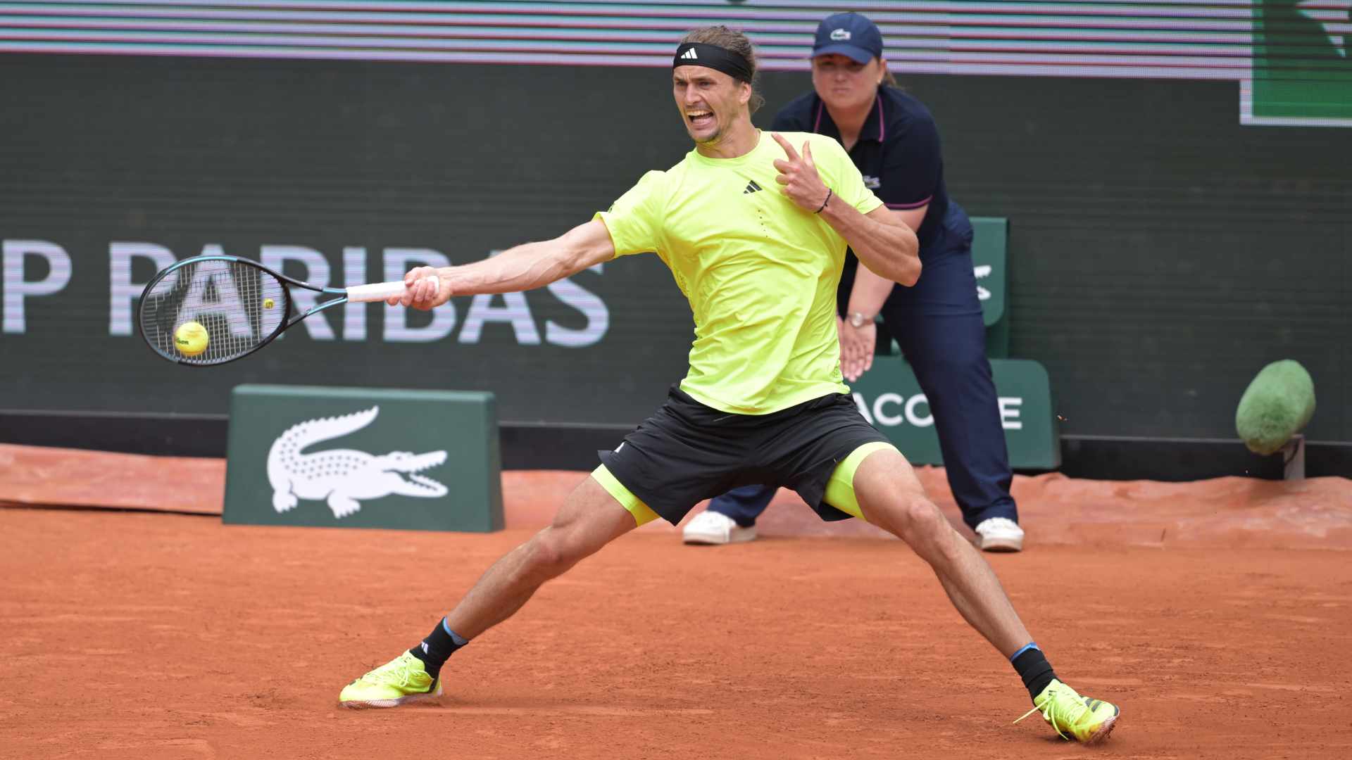 <a href='https://www.atptour.com/en/players/alexander-zverev/z355/overview'>Alexander Zverev</a>