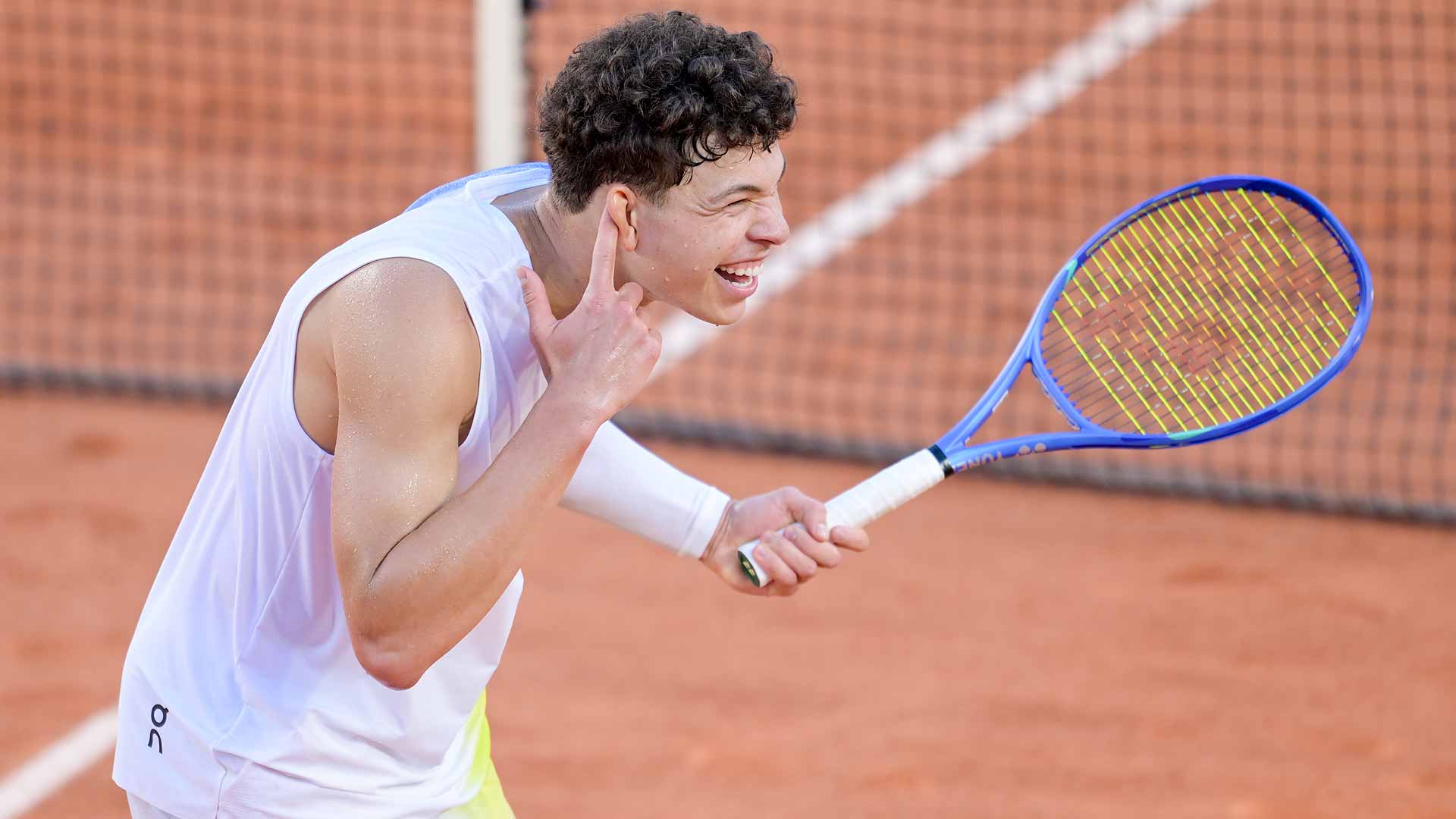 Shelton joins Sampras, Courier in history books at Roland Garros; Tiafoe marches on