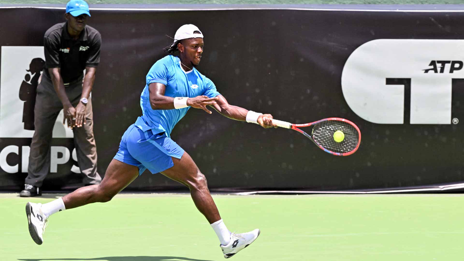 <a href='https://www.atptour.com/en/players/eliakim-coulibaly/c0hb/overview'>Eliakim Coulibaly</a> in action at the Abidjan Challenger.