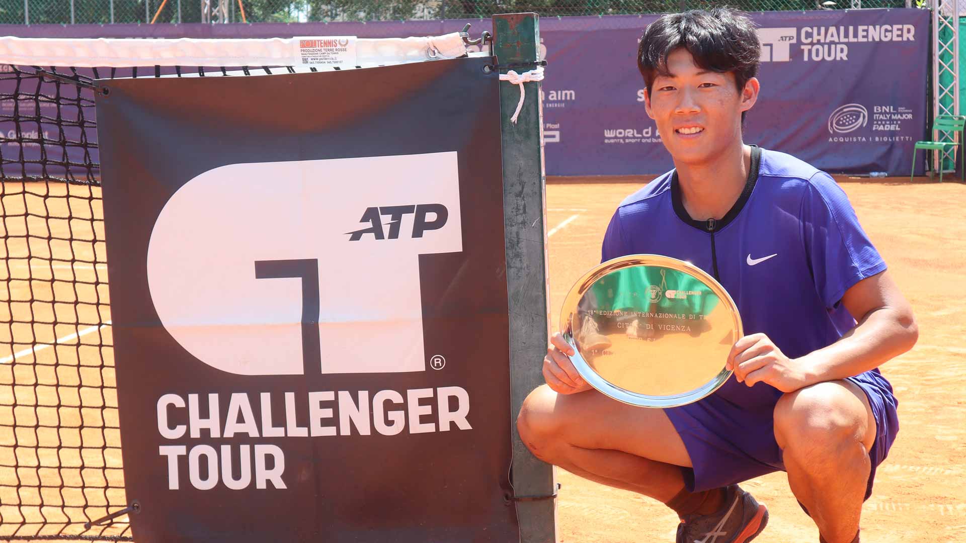 <a href='https://www.atptour.com/en/players/chun-hsin-tseng/t0ap/overview'>Chun-Hsin Tseng</a> wins the Vicenza Challenger for the second consecutive year.