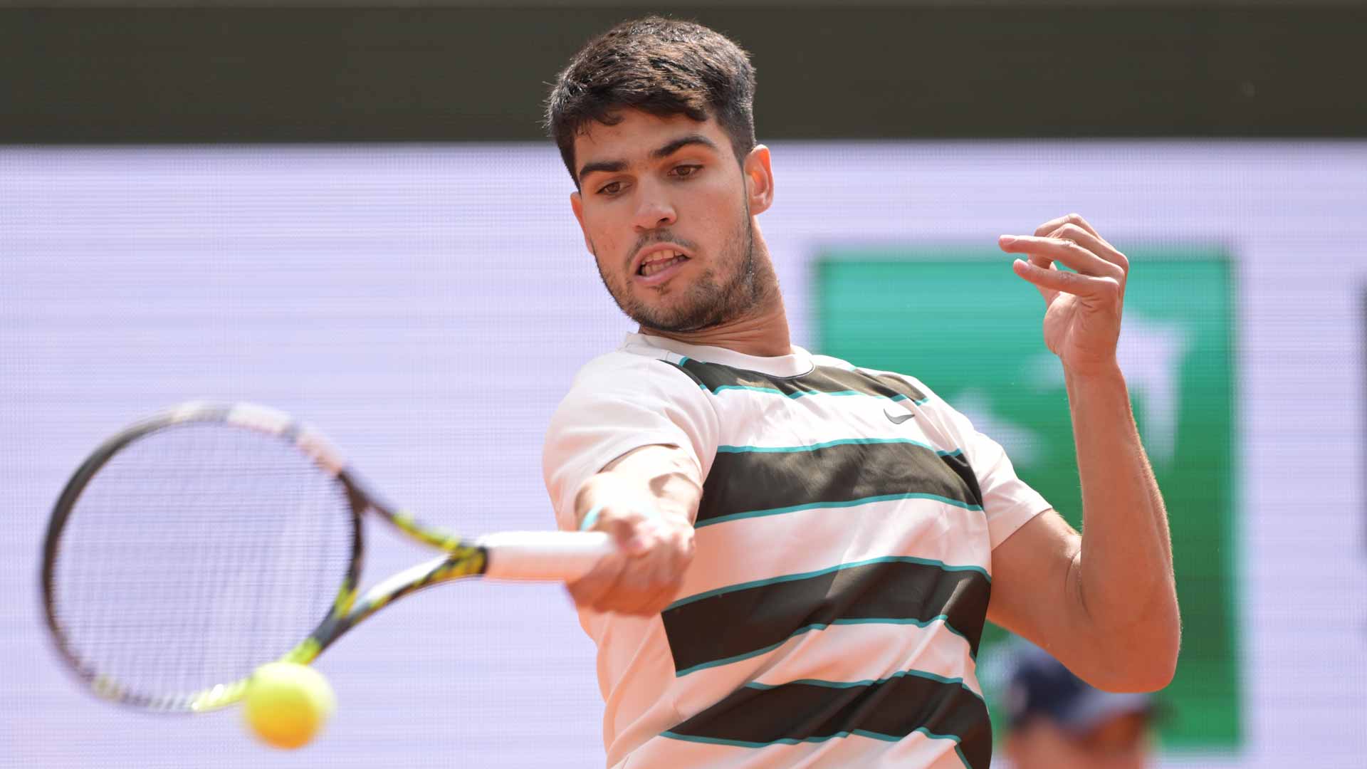 How Alcaraz saved 3 championship points to defeat Sinner in Roland Garros final