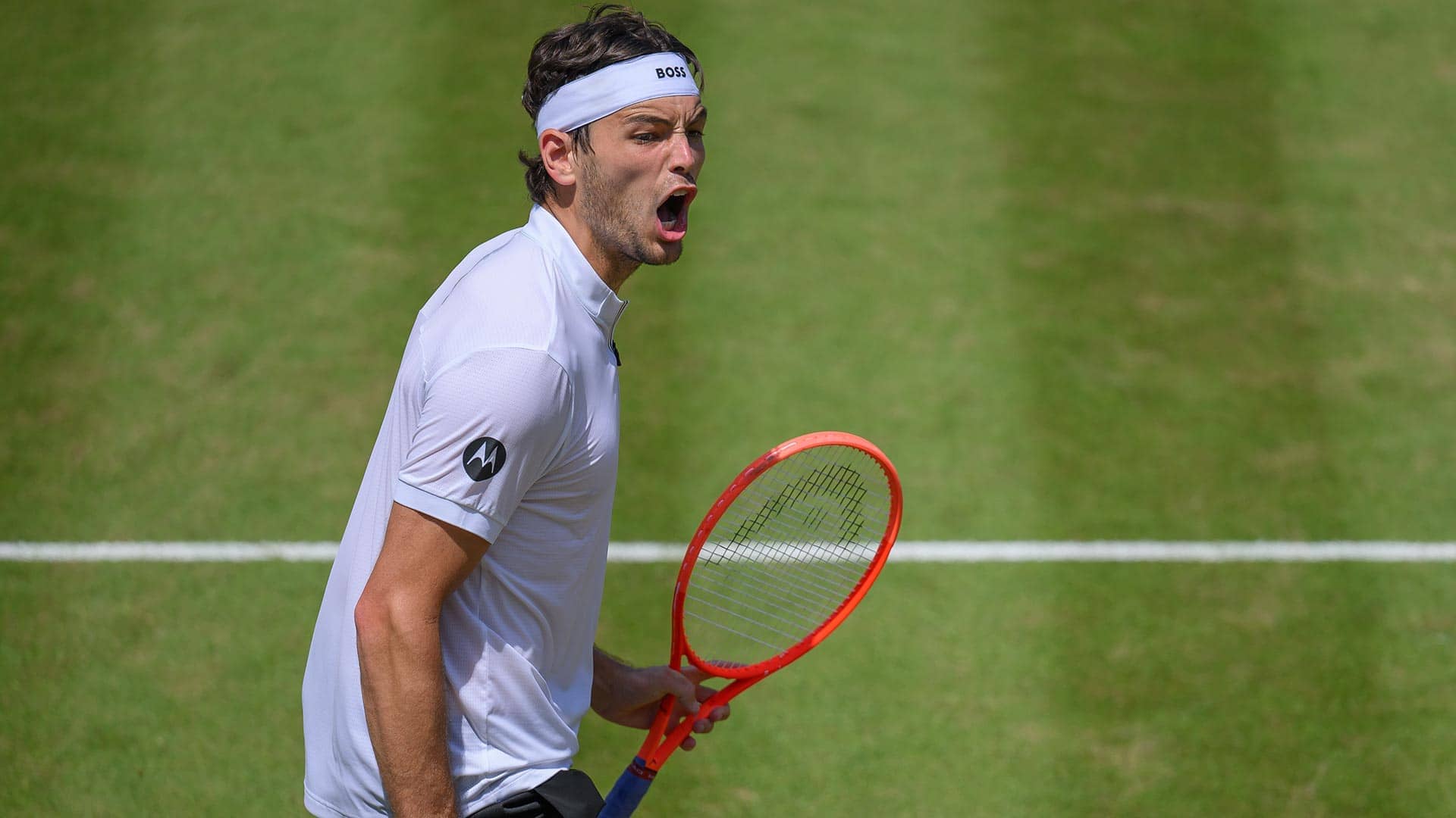 Un Fritz blindado al saque conquista Stuttgart