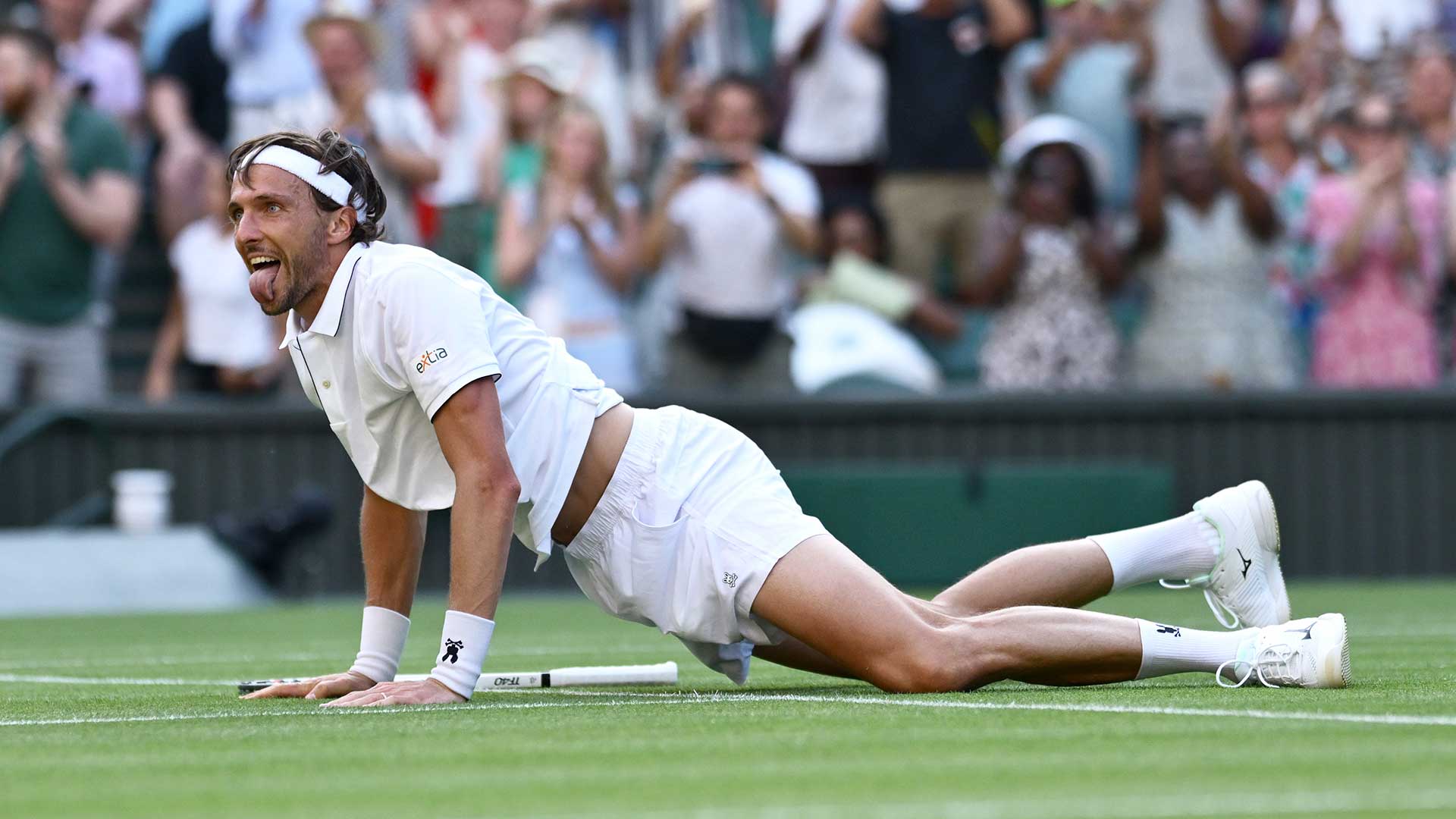 Rinderknech stuns Zverev in five sets at Wimbledon