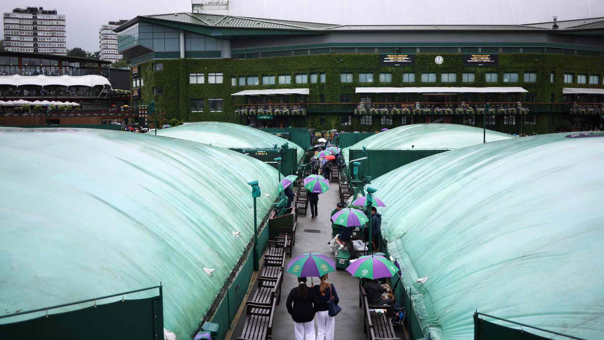 Wednesday's play at Wimbledon delayed due to rain showers 