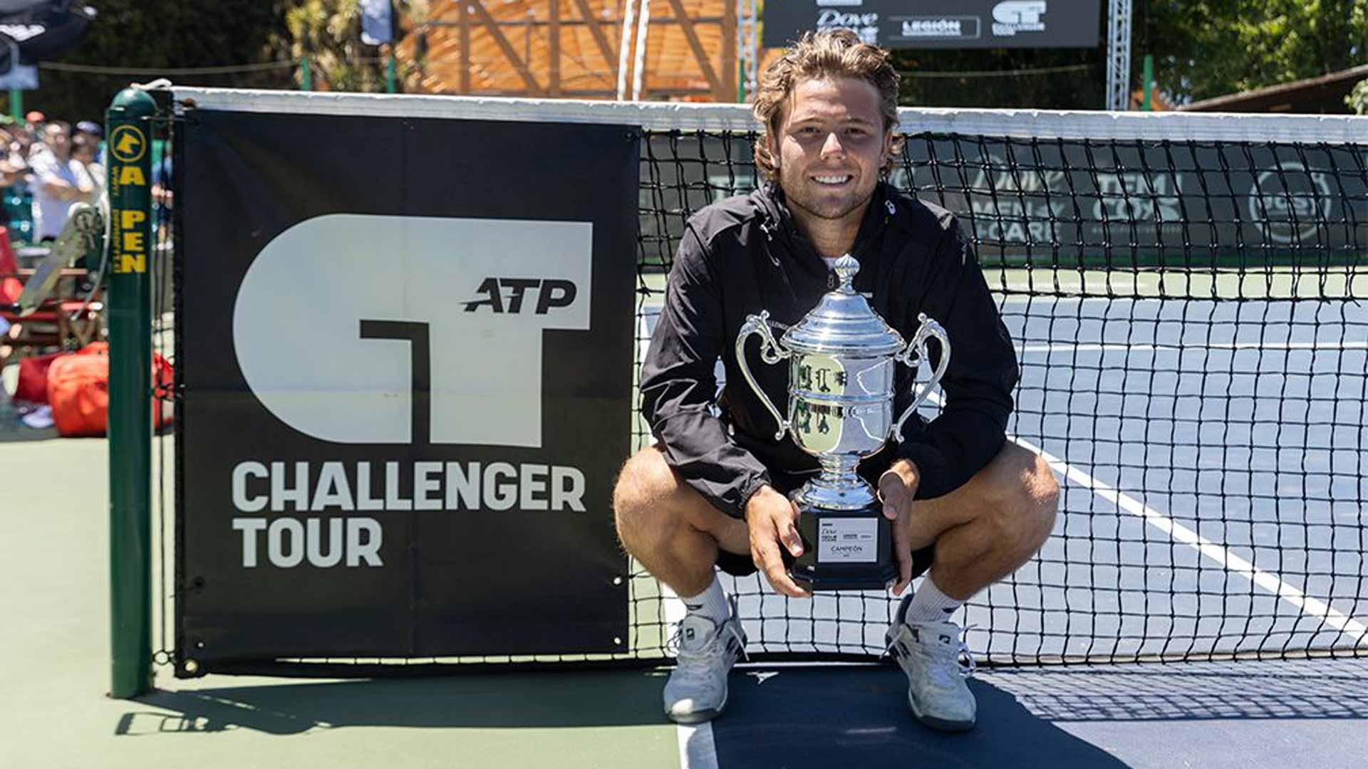 Aleksandar Kovacevic wins his fourth ATP Challenger Tour title of 2023 in Temuco, Chile.