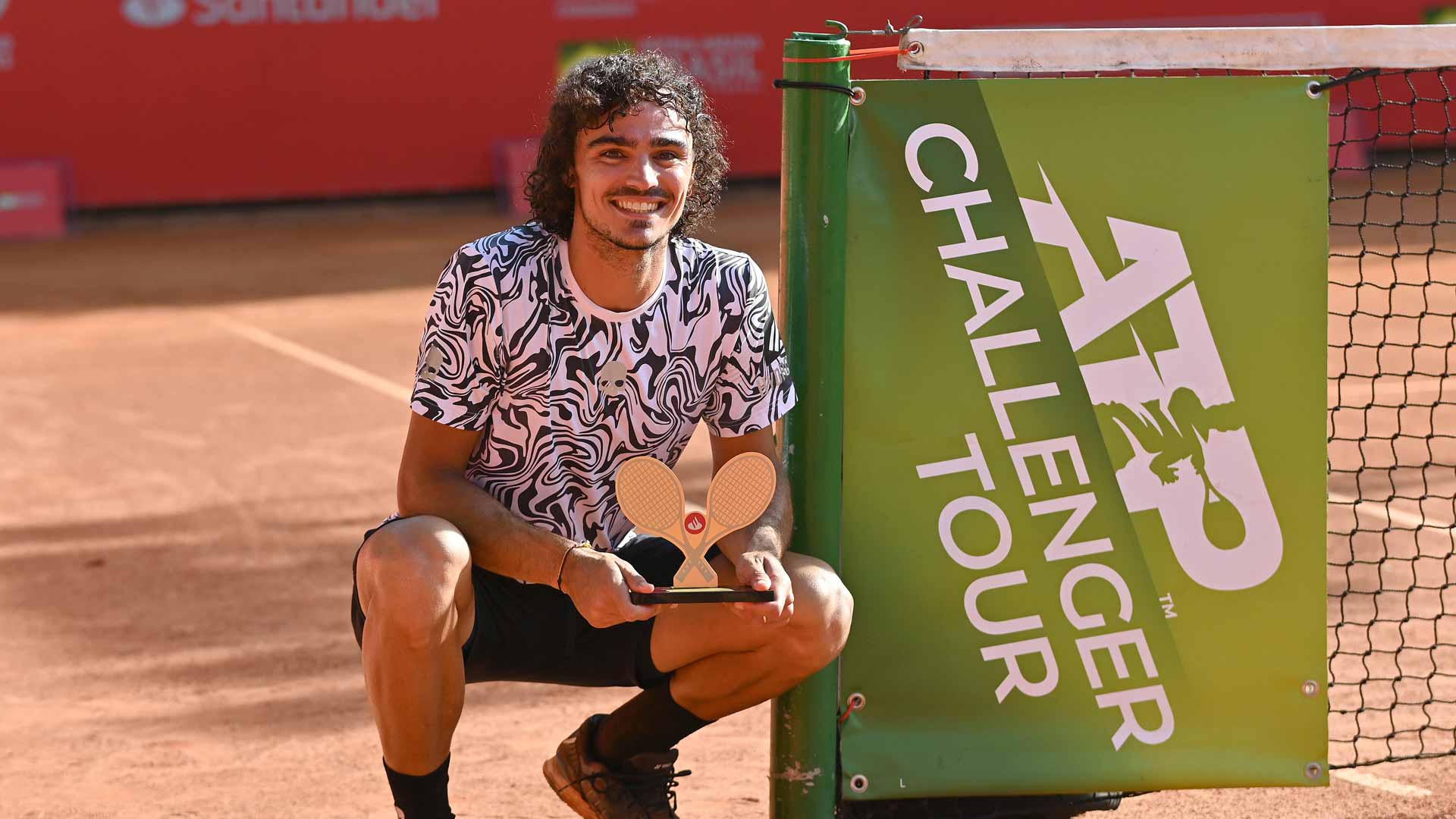 Andrea Collarini triumphs at the Brasil Tennis Challenger.