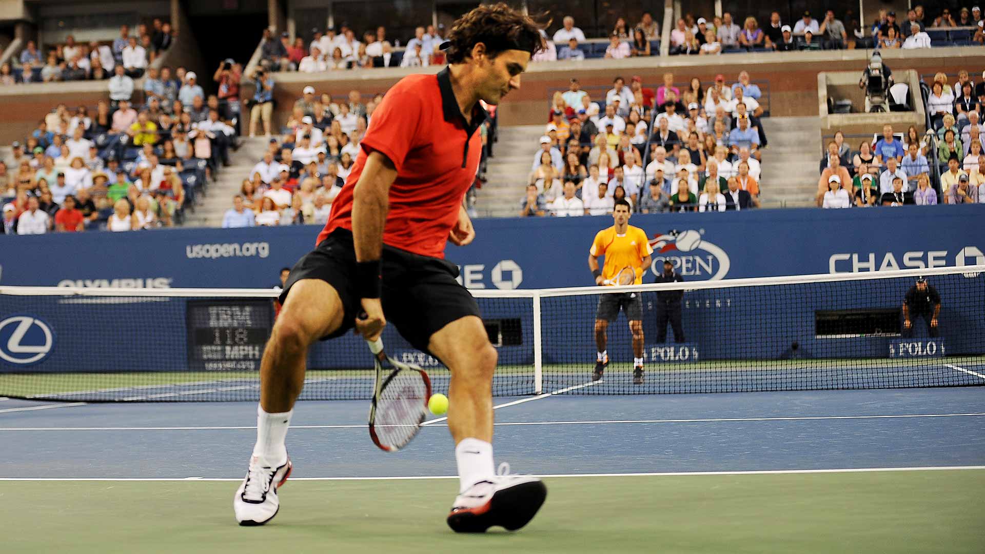Roger Federer goes to the 'tweener in his win over Novak Djokovic in the 2009 US Open semi-finals.