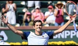 Taylor Fritz defeats Matteo Berrettini in straight sets to reach fourth round in Indian Wells.
