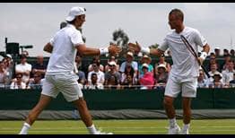 Wimbledon-2015-Thursday1-Kokkinakis-Hewitt