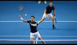 Andy Murray and Jamie Murray put Great Britain ahead 2-1 against Japan in Davis Cup.