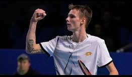 Alexander Bublik, de 19 años, consigue la mejor victoria de su carrera ante Roberto Bautista Agut.