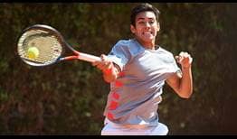 Cristian Garín supera a Martin Klizan y se cita con Denis Shapovalov en segunda ronda de Barcelona.