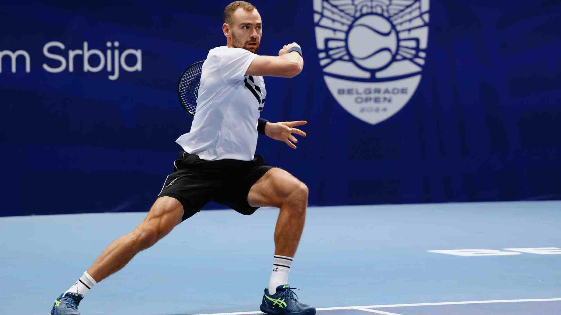 Safiullin llega a 50 victorias antes de su duelo con Cerúndolo en Belgrado