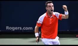 Roberto Bautista Agut celebra su victoria ante Richard Gasquet en octavos de final de Montreal.