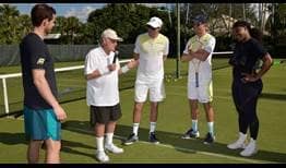 Andy Murray, Jack Nicklaus, los hermanos Bryan y Serena Williams comparten durante un evento para recaudar fondos.d