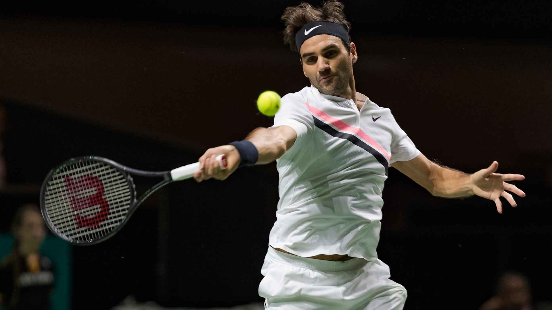 Roger Federer fights his way into form on Thursday night in a gritty second-round encounter over Philipp Kohlschreiber.