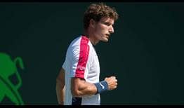 Carreno-Busta-Miami-2018-Thursday-Fist-ML