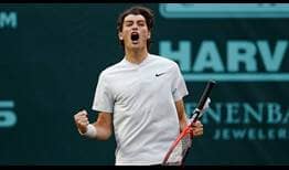 #NextGenATP American Taylor Fritz beats third seed Jack Sock to reach his second ATP World Tour semi-final.