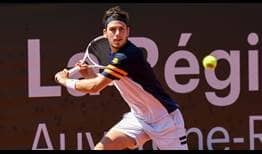 Cameron Norrie venció al No. 10 del mundo John Isner en Lyon para alcanzar su primera semifinal ATP World Tour.