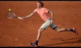 Zverev-Roland-Garros-2018-Sunday1-Run-FH