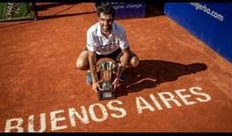 Pablo Andujar celebrates his third ATP Challenger Tour title of 2018 in Buenos Aires.