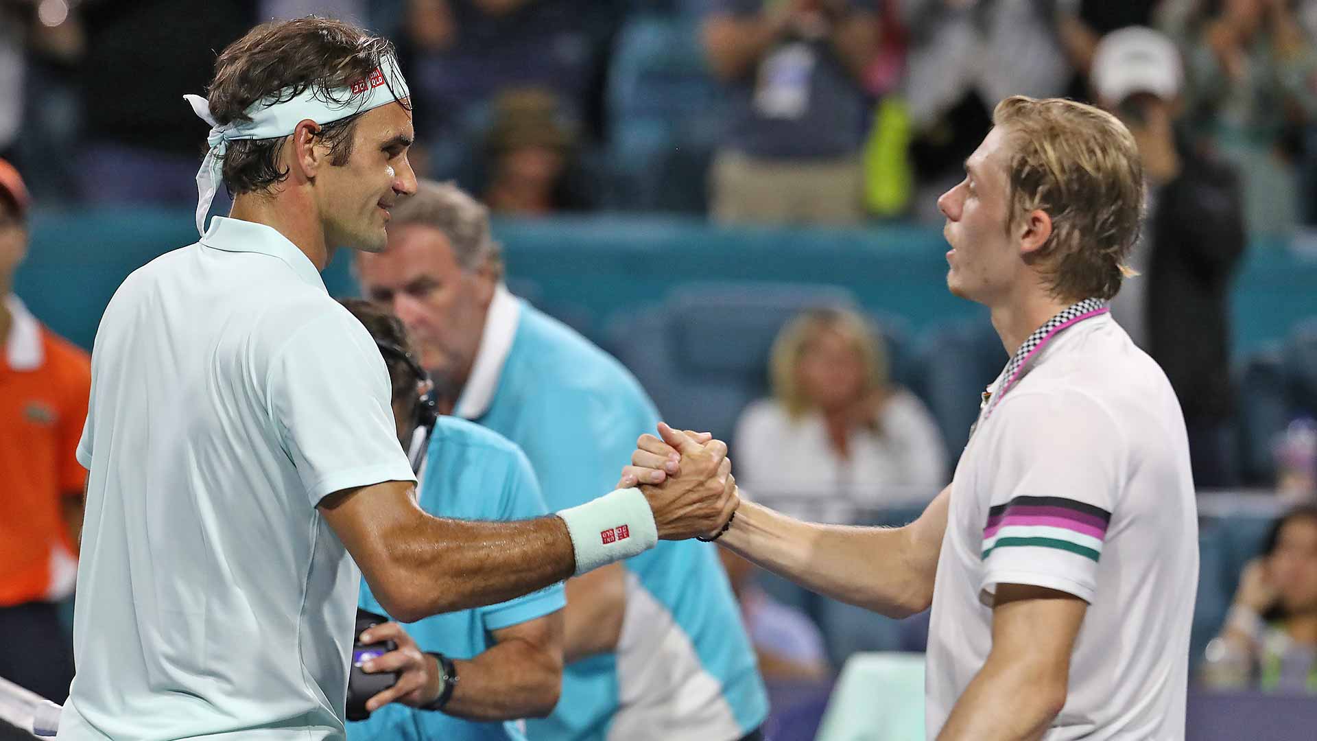 Federer shakes hands with Shapovalov after their Miami semi-final
