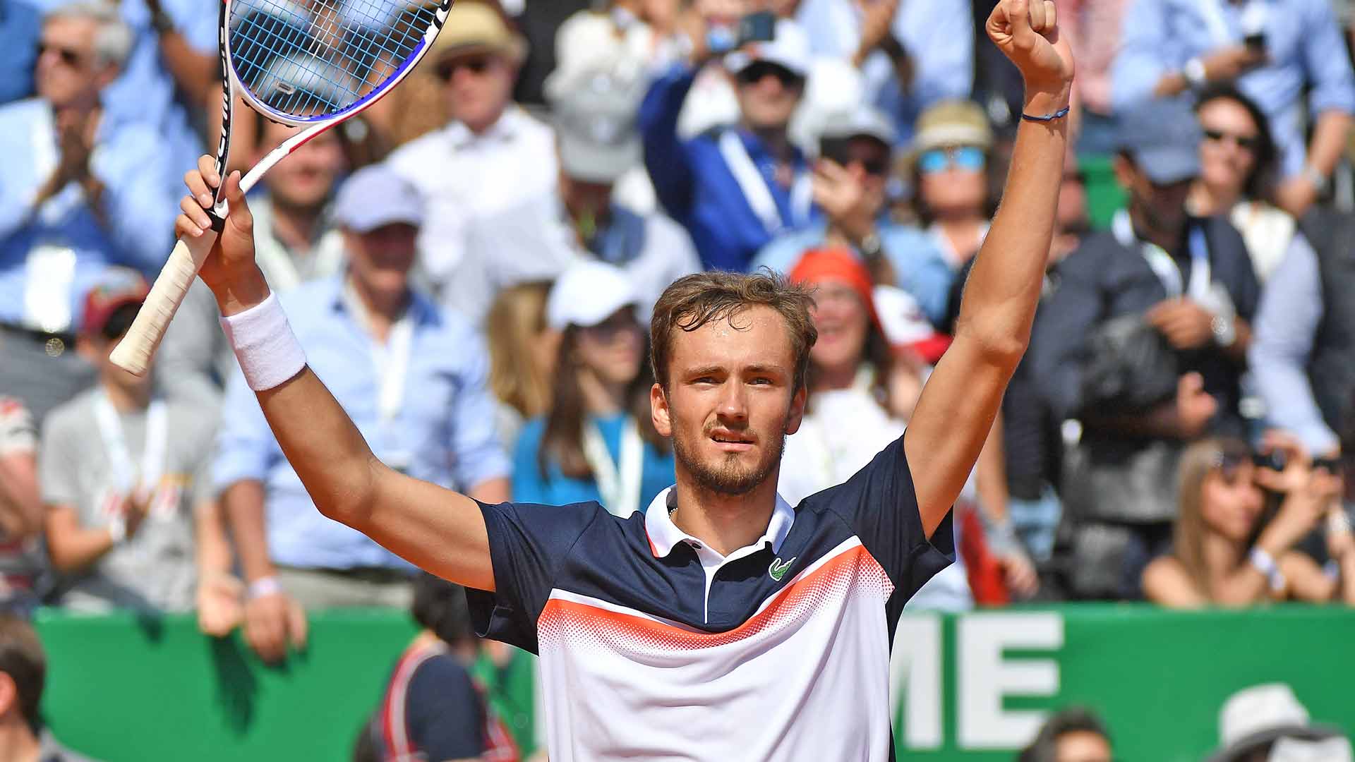 <a href='https://www.atptour.com/en/players/daniil-medvedev/mm58/overview'>Daniil Medvedev</a> celebrates his Monte-Carlo win against <a href='https://www.atptour.com/en/players/novak-djokovic/d643/overview'>Novak Djokovic</a>