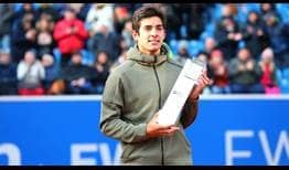 Cristian Garin picks up his second ATP Tour title of the year in Munich.