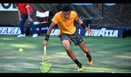 Felix Auger-Aliassime superó a Gilles Simon para avanzar a los cuartos de final en la MercedesCup de Stuttgart.