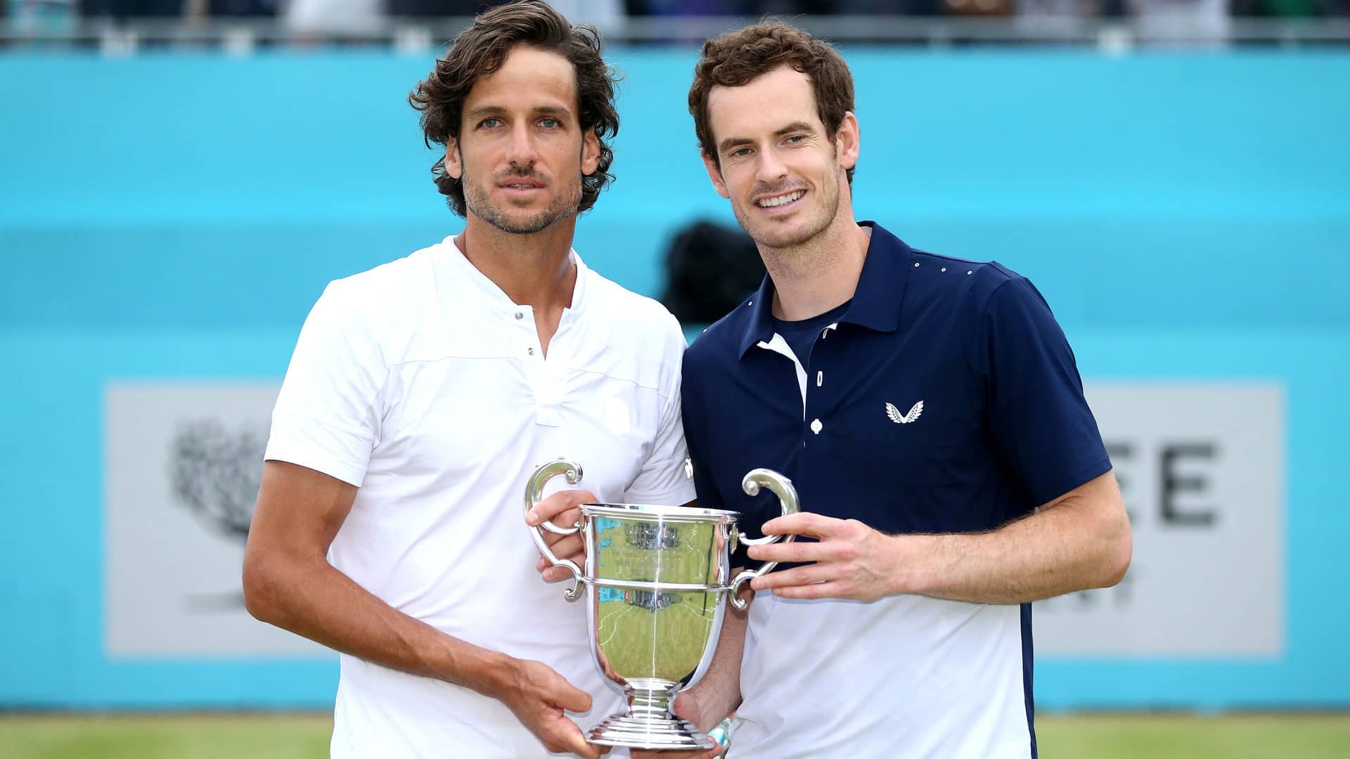 <a href='https://www.atptour.com/en/players/feliciano-lopez/l397/overview'>Feliciano Lopez</a> and <a href='https://www.atptour.com/en/players/andy-murray/mc10/overview'>Andy Murray</a> hold the Queen's Club 2019 doubles trophy