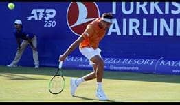 Lorenzo Sonego estrenó este sábado su palmarés en el ATP Tour.