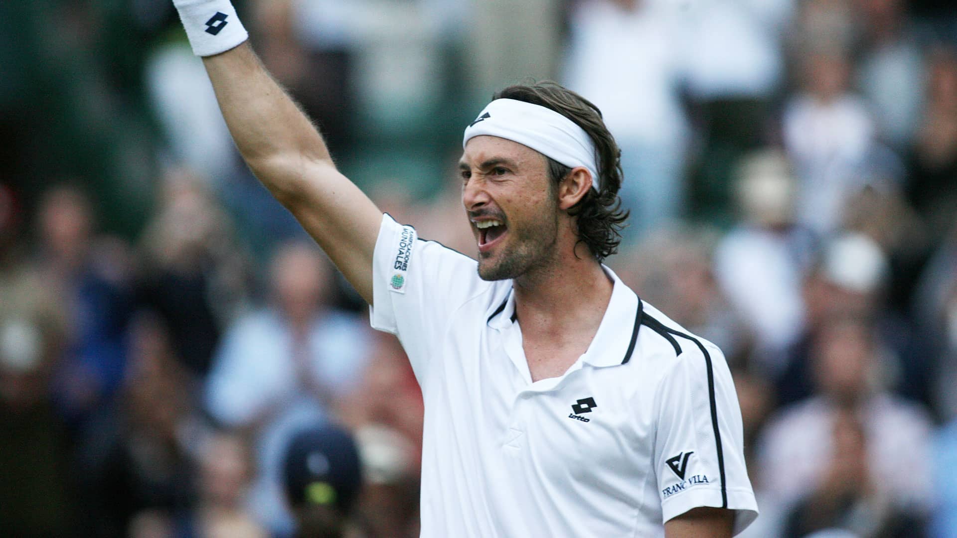 <a href='https://www.atptour.com/en/players/juan-carlos-ferrero/f316/overview'>Juan Carlos Ferrero</a> at 2009 <a href='https://www.atptour.com/en/tournaments/wimbledon/540/overview'>Wimbledon</a>