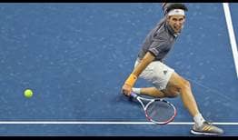 Dominic Thiem will try to beat Andy Murray for the second time in their FedEx ATP Head2Head series on Friday.