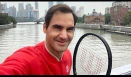 Roger Federer recibió consejos de los aficiones sobre qué ver en Shanghái durante el Rolex Shanghai Masters.
