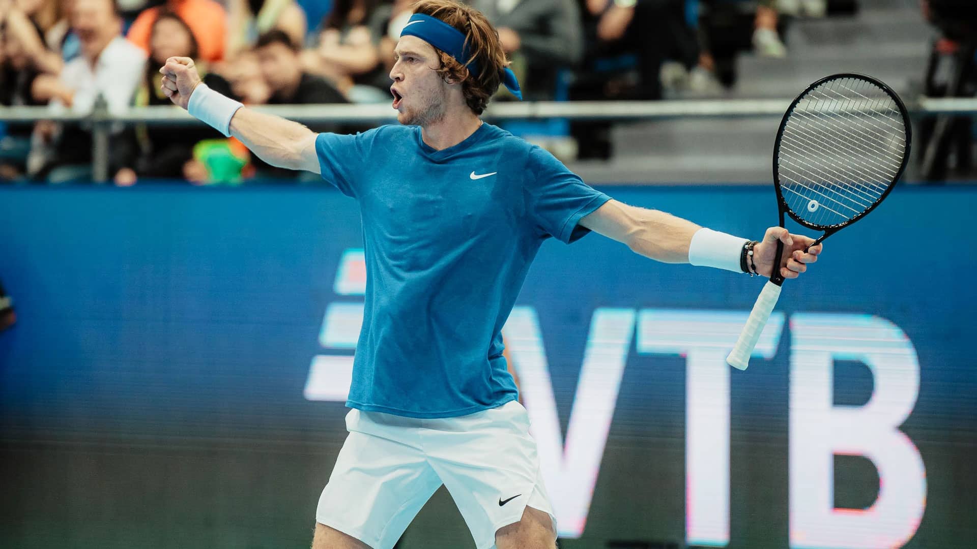 Andrey Rublev reacts in Moscow 2019
