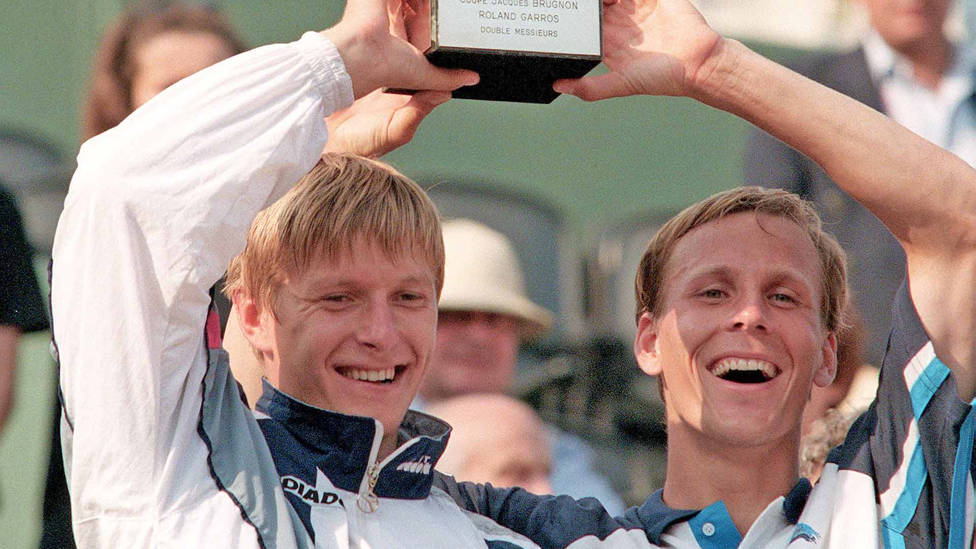 <a href='https://www.atptour.com/en/players/yevgeny-kafelnikov/k267/overview'>Yevgeny Kafelnikov</a>, <a href='https://www.atptour.com/en/players/daniel-vacek/v141/overview'>Daniel Vacek</a>