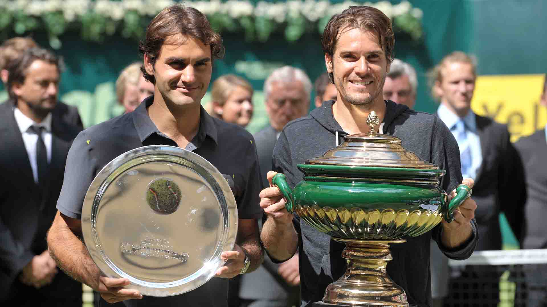 Roger Federer and Tommy Haas contested four ATP Head2Head clashes at the NOVENTI OPEN in Halle.