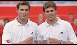 Bryans-2001-Queens-Club-Trophy
