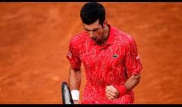 Novak Djokovic celebra un punto durante la final del Internazionali BNL d'Italia ante Diego Schwartzman.